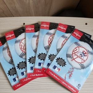 Yankees Mylar Baloons (set of 6)